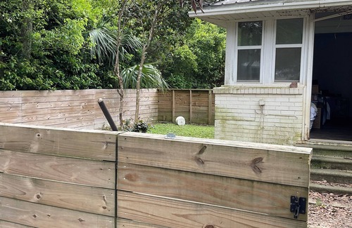 Foley House | Charming house in Foley with WiFi and AC