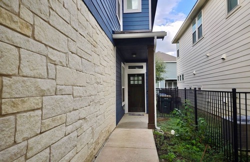 Kyle House | Charming house in Kyle with WiFi and AC