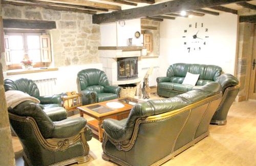 Riotuerto House | Charming House in La Cavada with Jacuzzi