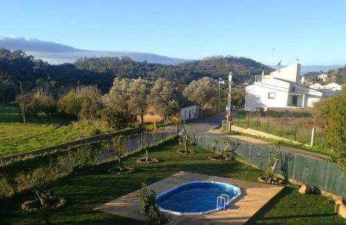 Monchique House | Charming House in Monchique with Shared Pool