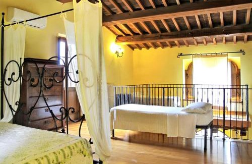 Ramazzano House | Charming house in Ramazzano - Le Pulci with shared pool
