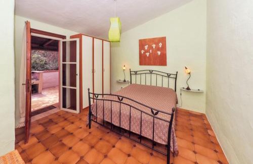 Castelsardo House | Charming House in Tergu with Sea View
