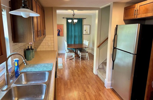 North of Grand House | Charming house - minutes from downtown, walking distance to Ingersoll!