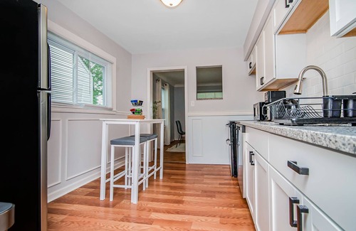 Oak Park House | Charming House w/Fenced yard & Grill by Royal Oak