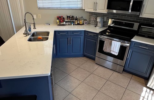 Northwest Orlando House | Charming house with AC, fitness equipment, & WIFI in the city of Orlando.