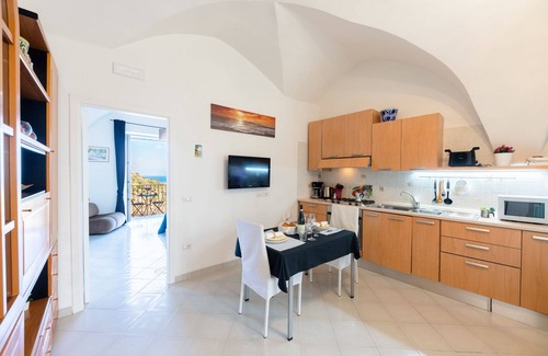 Pontone Apartment | Charming House with beautiful view.