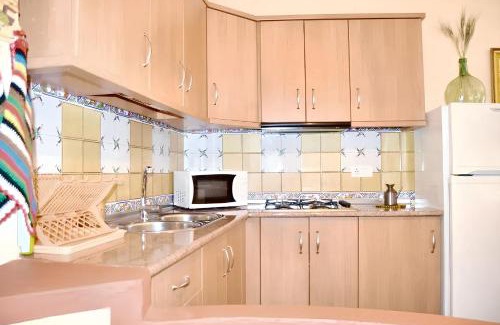 Siles House | Charming house with mountain view in Siles + Garden