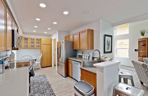 University Area House | Charming house with washer/dryer, fireplace, patio, full kitchen, & WiFi