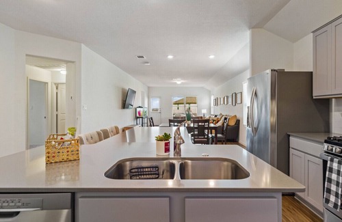 Hutto House | Charming Hutto TX Getaway