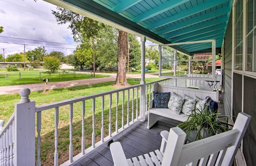 Jefferson House | Charming Jefferson Home - Close to Museums!