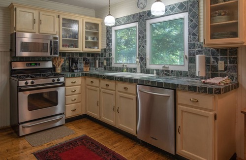 Alanson House | Charming Lakefront Cottage in one of the best locations on Burt Lake