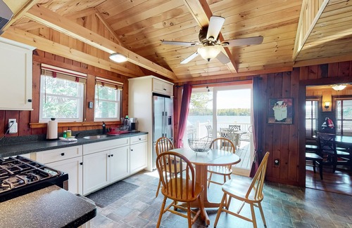 Windham Cabin | Charming lakefront cottage with a dock, WiFi, & washer/dryer - dogs welcome