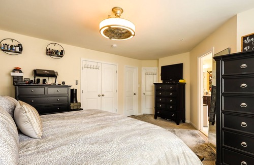 Glenarden House | Charming Lanham Townhome: 12 Mi to Capital!