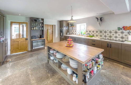 Gillingham House | Charming large group house in glorious Dorset!