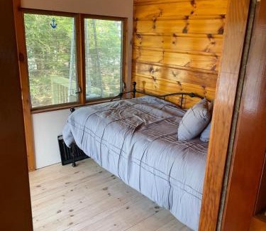 Limerick House | Charming Limerick Lake House Getaway
