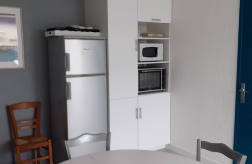 La Turballe House | Charming little house on the seafront, 300m from the beach, 600m from the center.