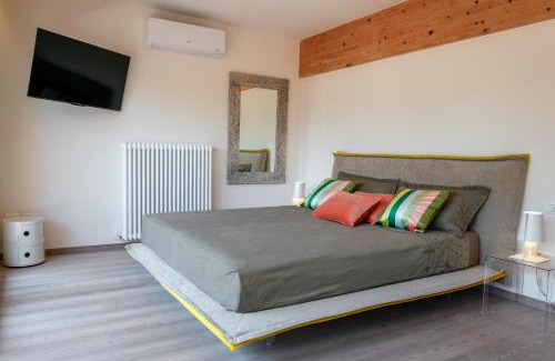 Riva del Garda House | Charming Loft - Private Hot Tub & Free Parking