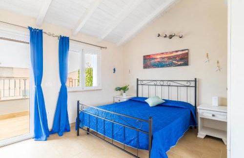 Pirri Apartment | Charming Loft with Large Terrace
