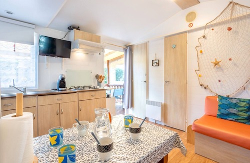 Saint-Denis-d'Oleron RV Rental | Charming Mobile Home in Saint-Denis-d'Oléron – 4 People, Shared Pool, Terrace, Close to Beaches