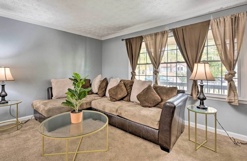 Clarkdale House | Charming Marietta Home ~ 7 Mi to Downtown!