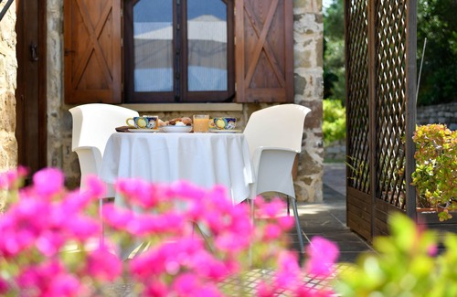 Castellabate Apartment | Charming 'Marinelle' Apartment at Casale il Saùco - Cilento Coastal Retreat