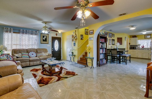 McAllen House | Charming McAllen Rental Home w/Private Backyard!