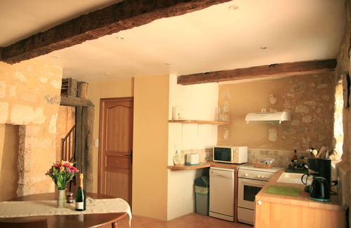 Issigeac House | Charming Medieval town house with courtyard in Issigeac