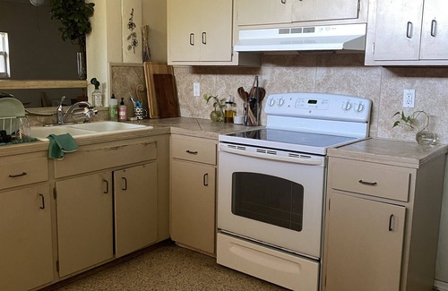 Meadowlawn House | Charming mid-century home close to downtown St Pete, beaches, and Tampa