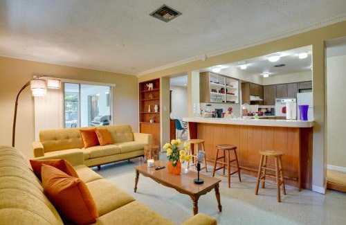 Lakeland House | Charming Mid-Century House - Just Steps to Lake!
