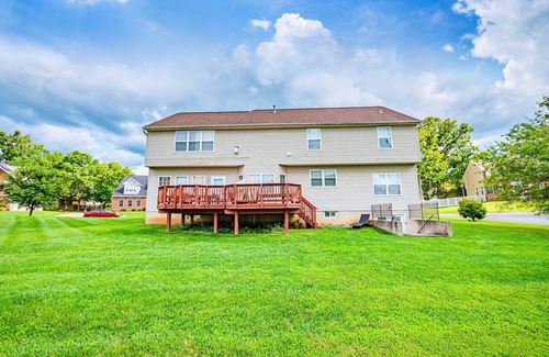 Montpelier Apartment | Charming Modern 2-bedroom apartment near DC with free parking