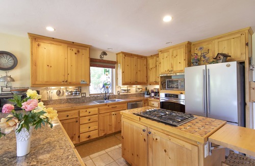 Carbondale House | Charming Mountain Home in River Valley Ranch