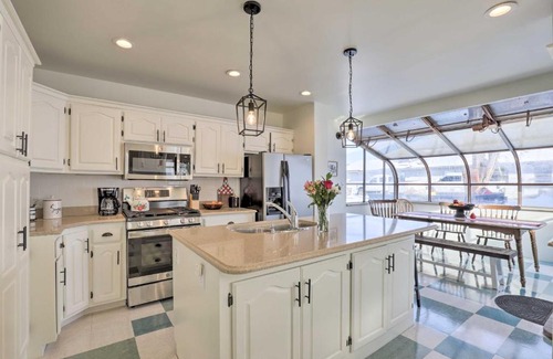 Mount Pleasant House | Charming Mt Pleasant Home in Historic Dtwn!