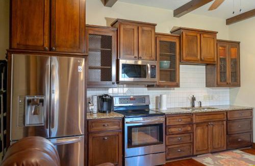 Muenster Bed & Breakfast | Charming Muenster 1br Balcony, Patio & Views