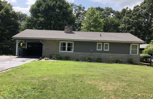 West Lafayette House | CHARMING NEIGHBORHOOD IN PURDUE'S BACKYARD