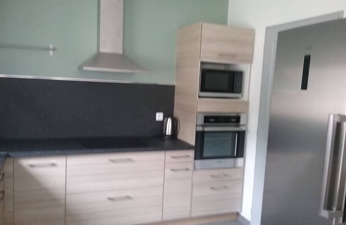 Muron House | Charming new house with terrace and garden