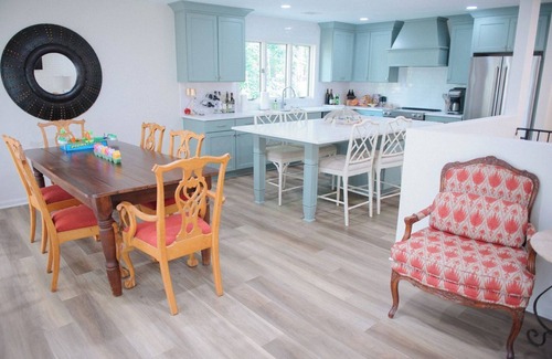 Northport House | Charming, newly remodeled, 4-bedroom lake front house with WiFi in Northport