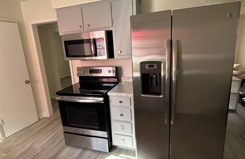 Mobile House | Charming newly remodeled house in west Mobile, AL.