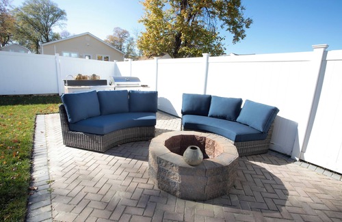 Keansburg House | Charming newly renovated 3-bedroom house two blocks from sandy beach