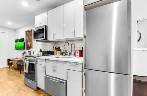 Chinatown Apartment | Charming Nolita/Lil Italy 2 Bedroom