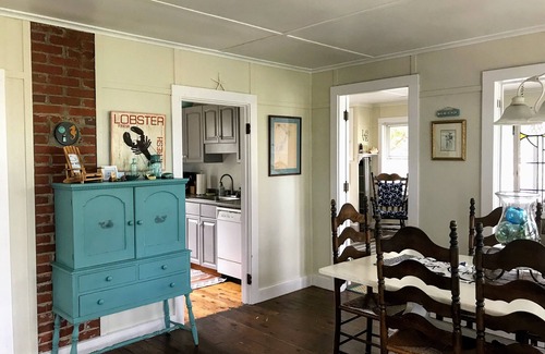 Southern Coast House | Charming Ocean View Cottage - 2nd house back with direct access to Ferry Beach!