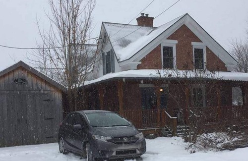 Brome House | Charming old farm in the Eastern Townships