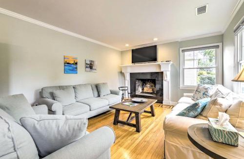 Old Saybrook House | Charming Old Saybrook Cottage Less Than 1 Mi to Beach
