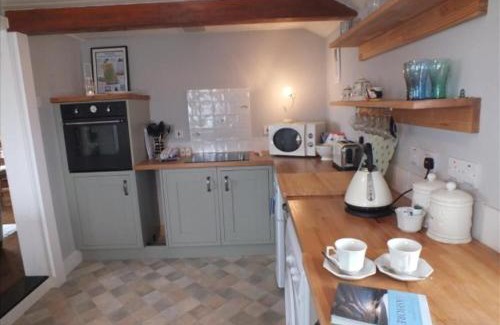 Dungeness House | Charming original fishermans cottage on Dungeness beach