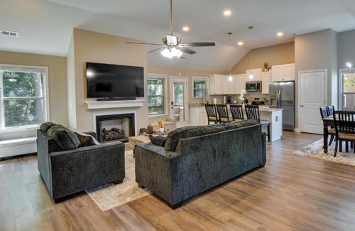 Pendleton House | Charming Pendleton Retreat about 5 Mi to Clemson!