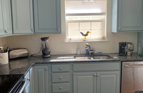 Old Mystic House | Charming pet friendly Mystic Cape Cod house.