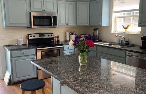 Old Mystic House | Charming pet friendly Mystic Cape Cod house.