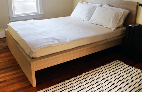 Beacon House | Charming Private 2 BR Beacon Bungalow Getaway