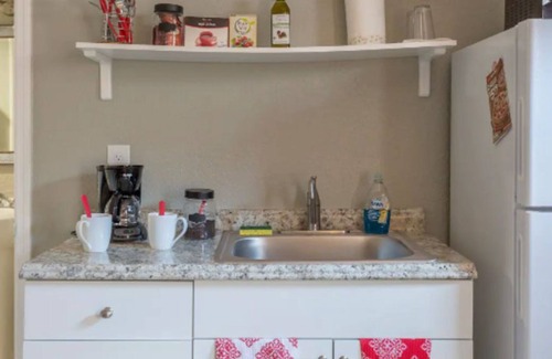 Greater Northdale Apartment | Charming Private Guest House Studio, with pool access