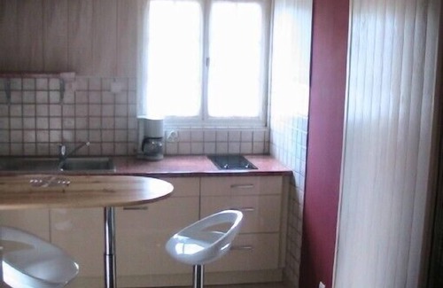 Cambo-les-Bains Apartment | Charming quiet apartment in Villa with garden