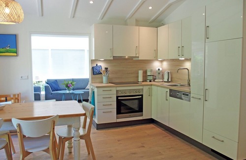 Renesse House | Charming, quiet and comfortable family house, WiFi, garden, close to the beach